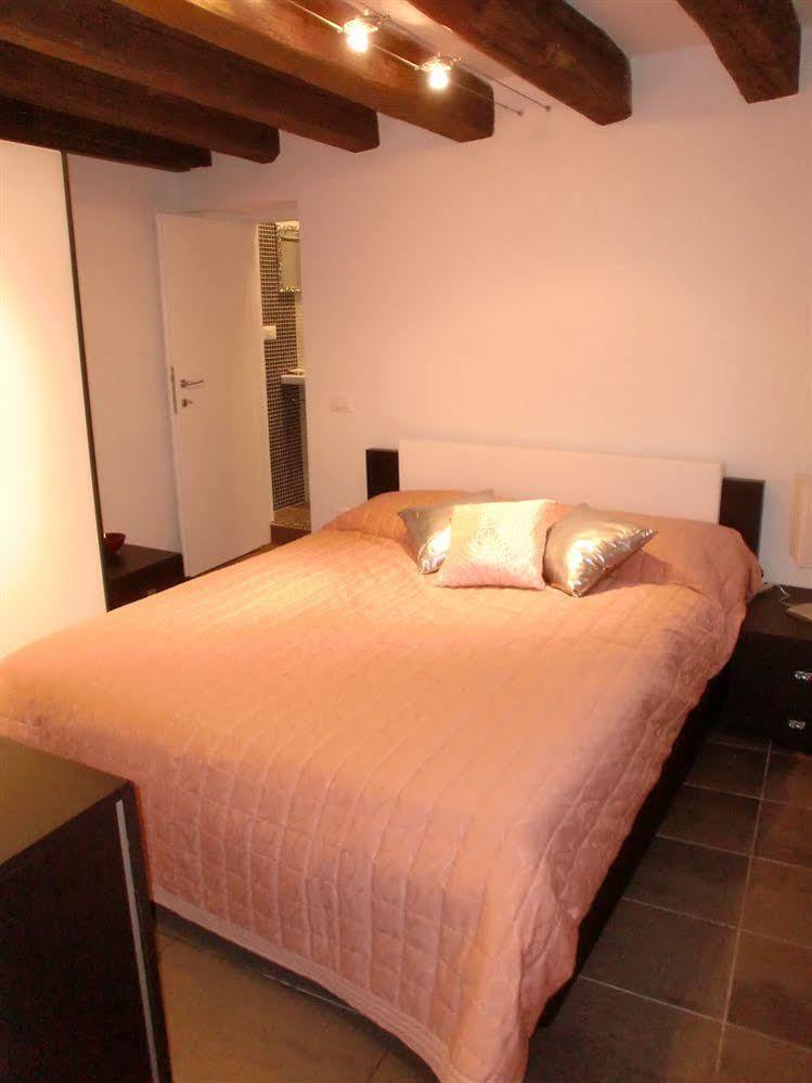 Grimaldi Apartment